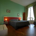 Quality Dock Milano 3*