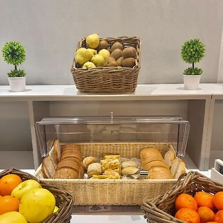 Quality Dock Milano Hotell 3*