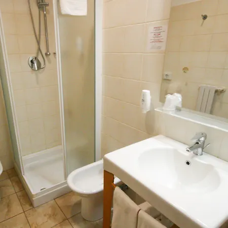 Hotell Quality Dock Milano 3*