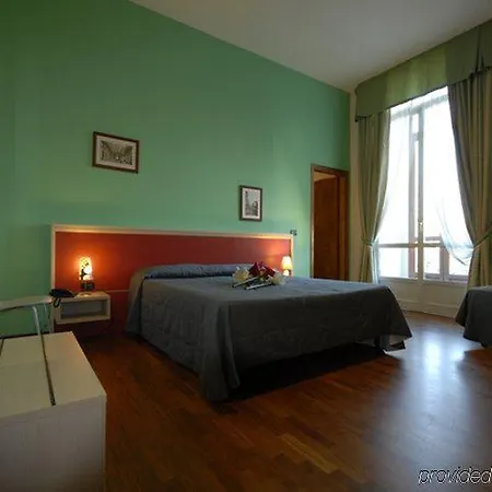 Quality Dock Milano 3*