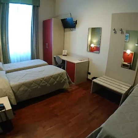 Quality Dock Milano Hotell 3*