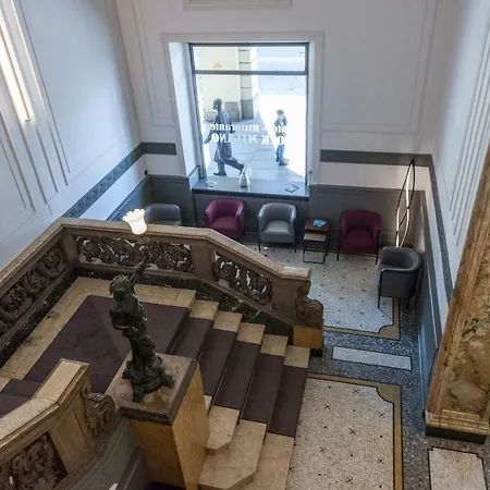 Quality Dock Milano 3*