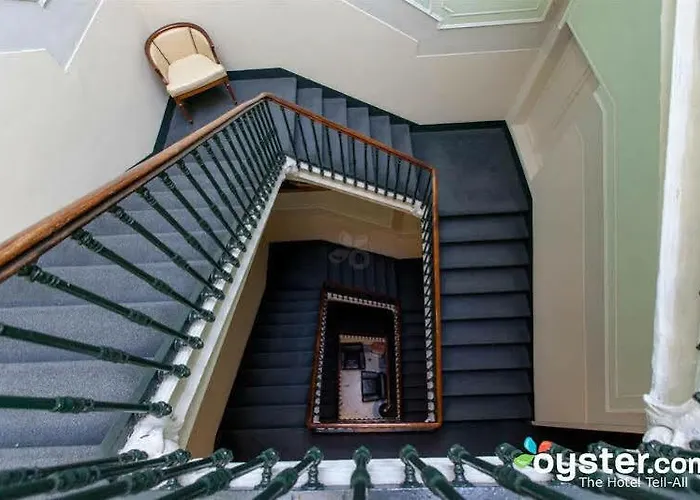 Quality Dock Milano 3*