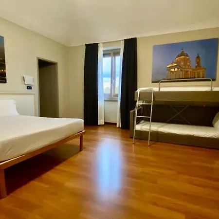 Quality Dock Milano 3* Турин